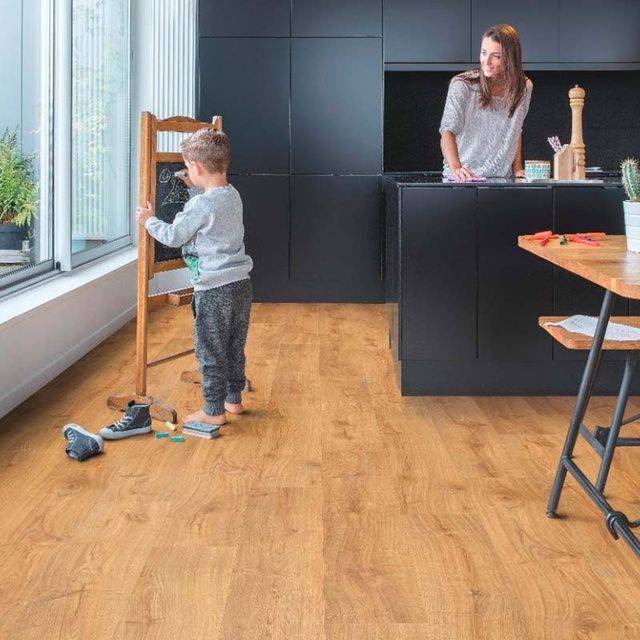 Виниловый пол замковой Quick-Step Bloom Дуб осенний медовый AVMPU 40088