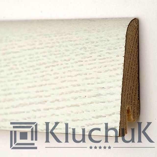 Плинтус Kluchuk Rustique Дуб Зимний KLR80-02 (80х19мм)