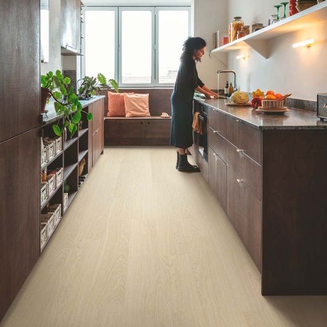 Виниловый пол замковой Quick-Step Bloom Дуб чистый полярный AVMPU 40099