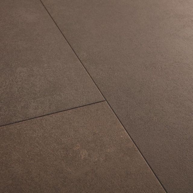 Виниловый пол замковой Quick-Step Alpha Vinyl Oro Tiles Скала корица AVSTU40233