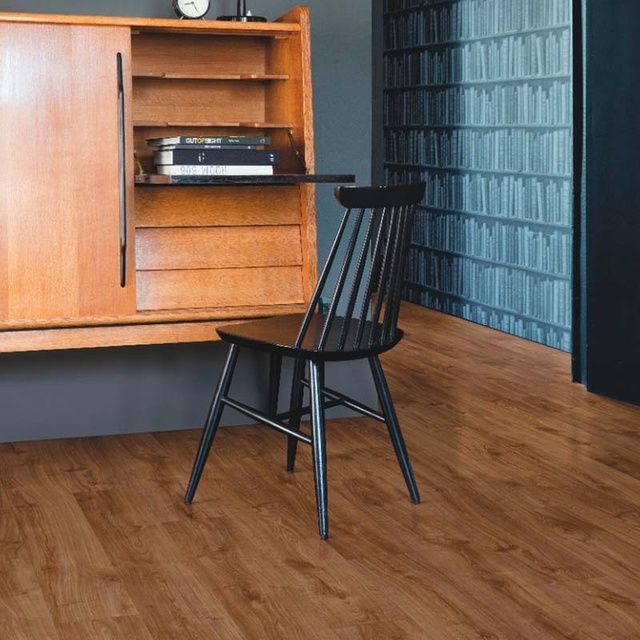 Виниловый пол замковой Quick-Step Bloom Дуб осень коричневый AVMPU 40090