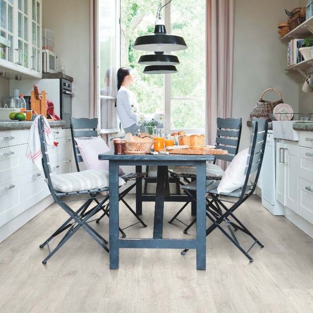 Ламинат Quick-Step Classic Дуб патина реставрированный белый (8мм) CL1653