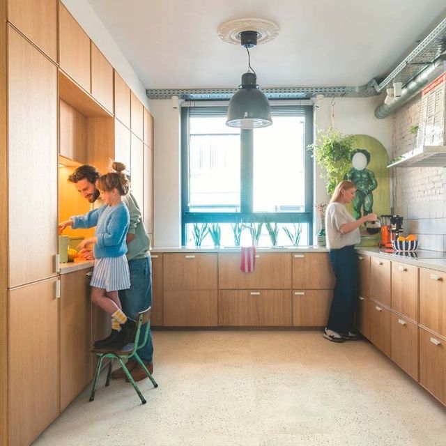Виниловый пол замковой Quick-Step Illume Бетон галька AVMTU 40276