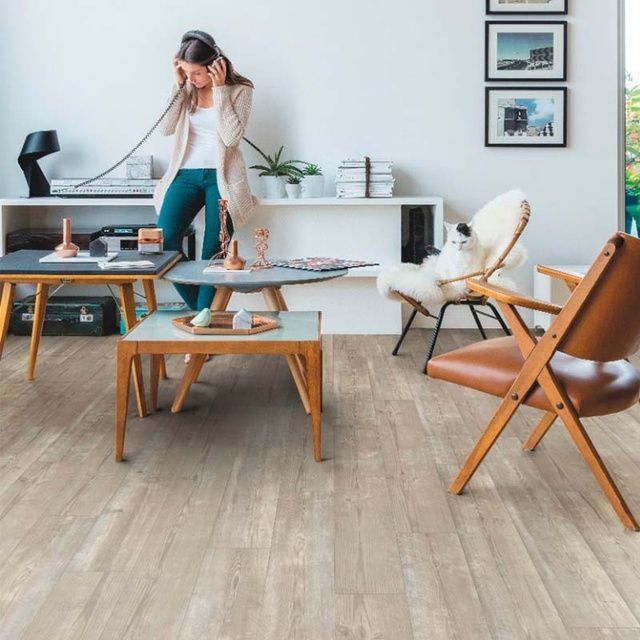 Виниловый пол замковой Quick-Step Bloom Сосна утренний туман AVMPU 40074